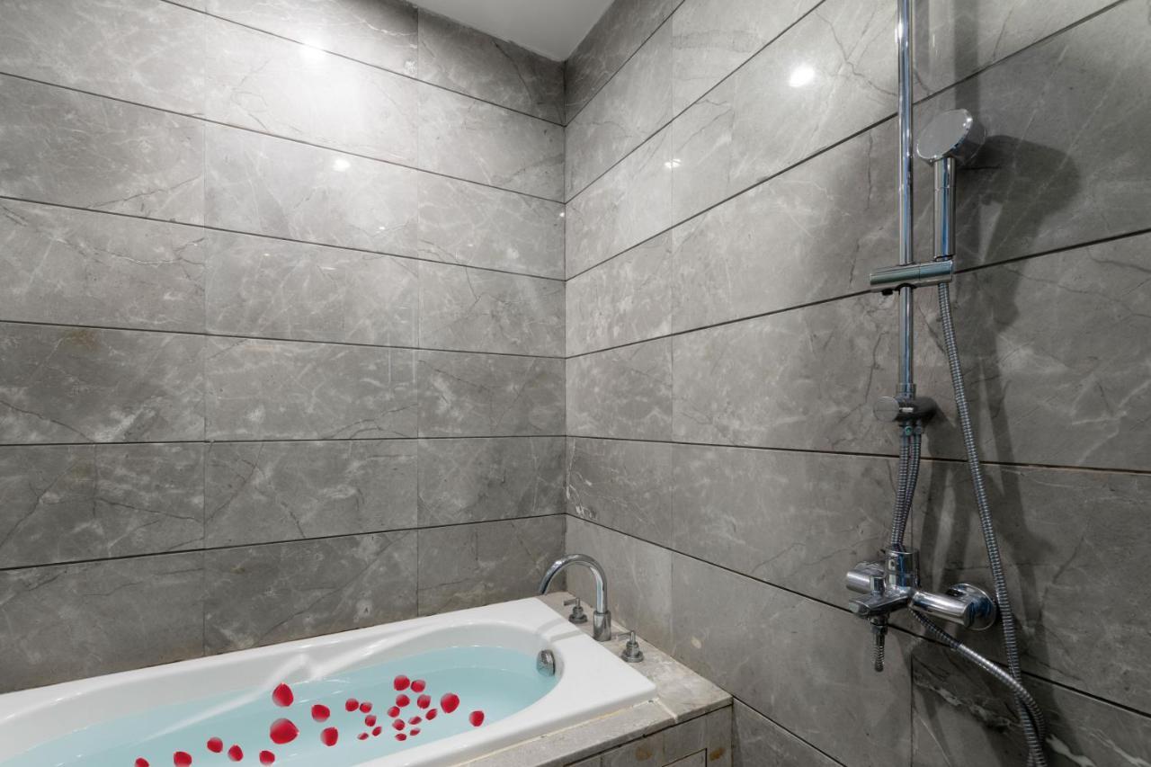 Jiajia Mix International Apartment Beijing Road Branch Canton Extérieur photo